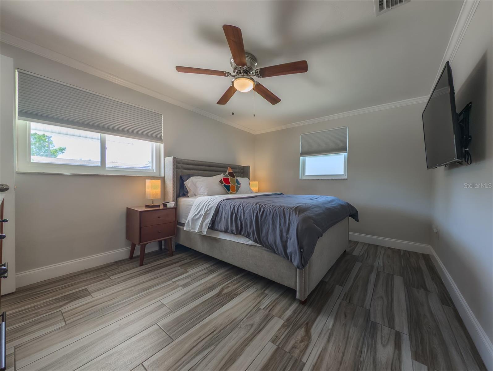BEACON SQUARE - Residential