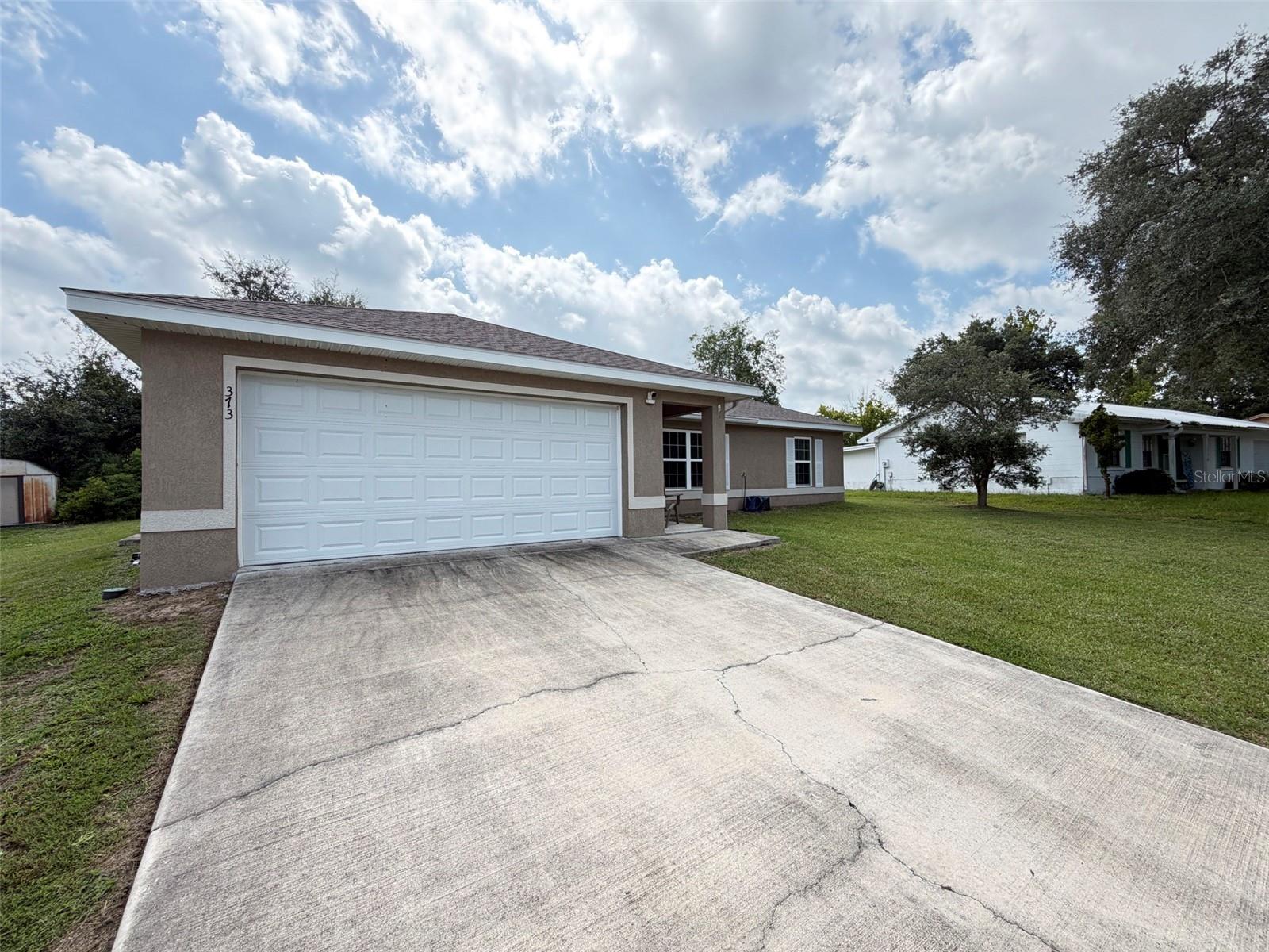 MARION OAKS UN 02 - Residential