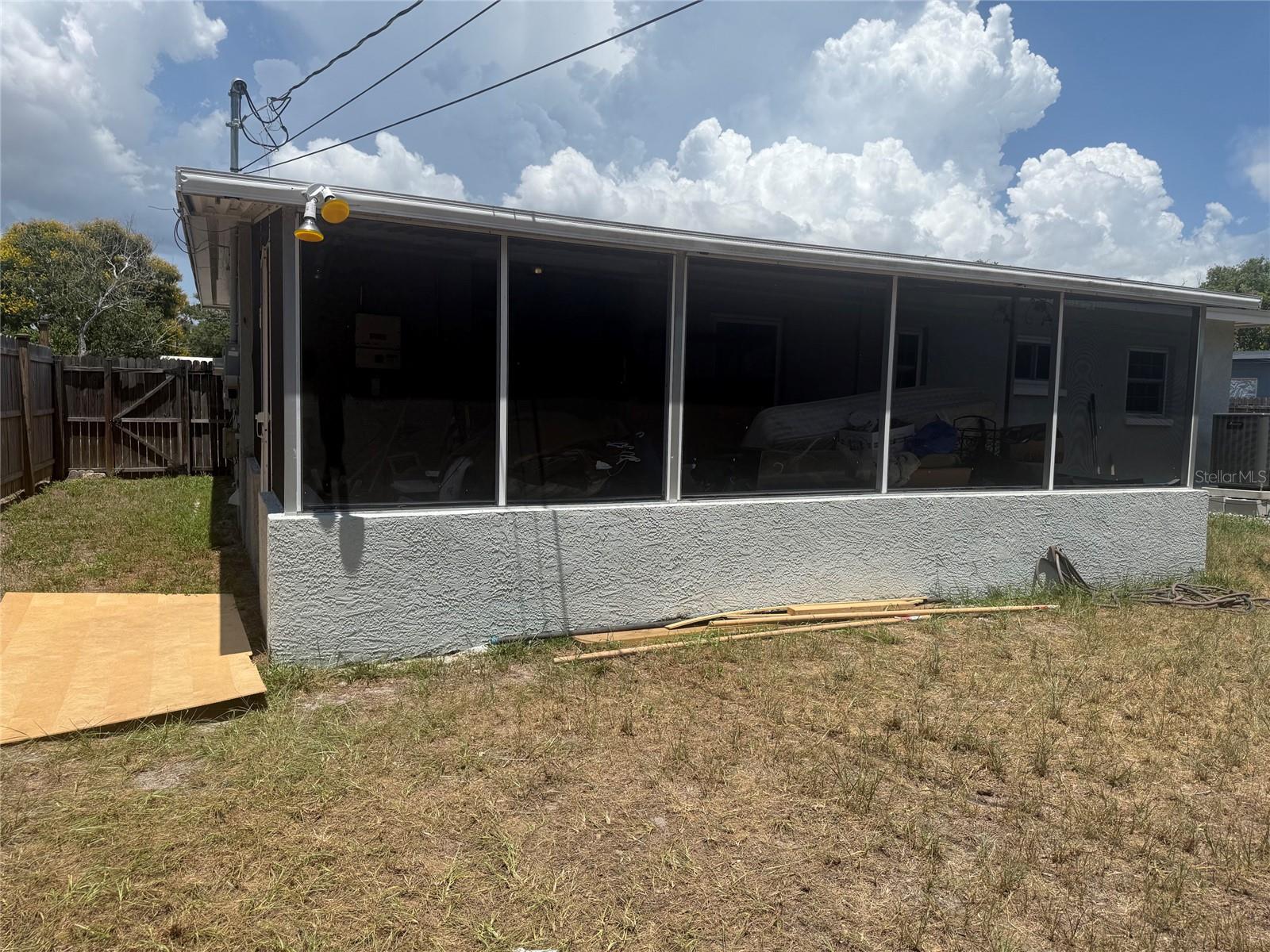 CROSS BAYOU ESTATES 2ND ADD - Residential Lease