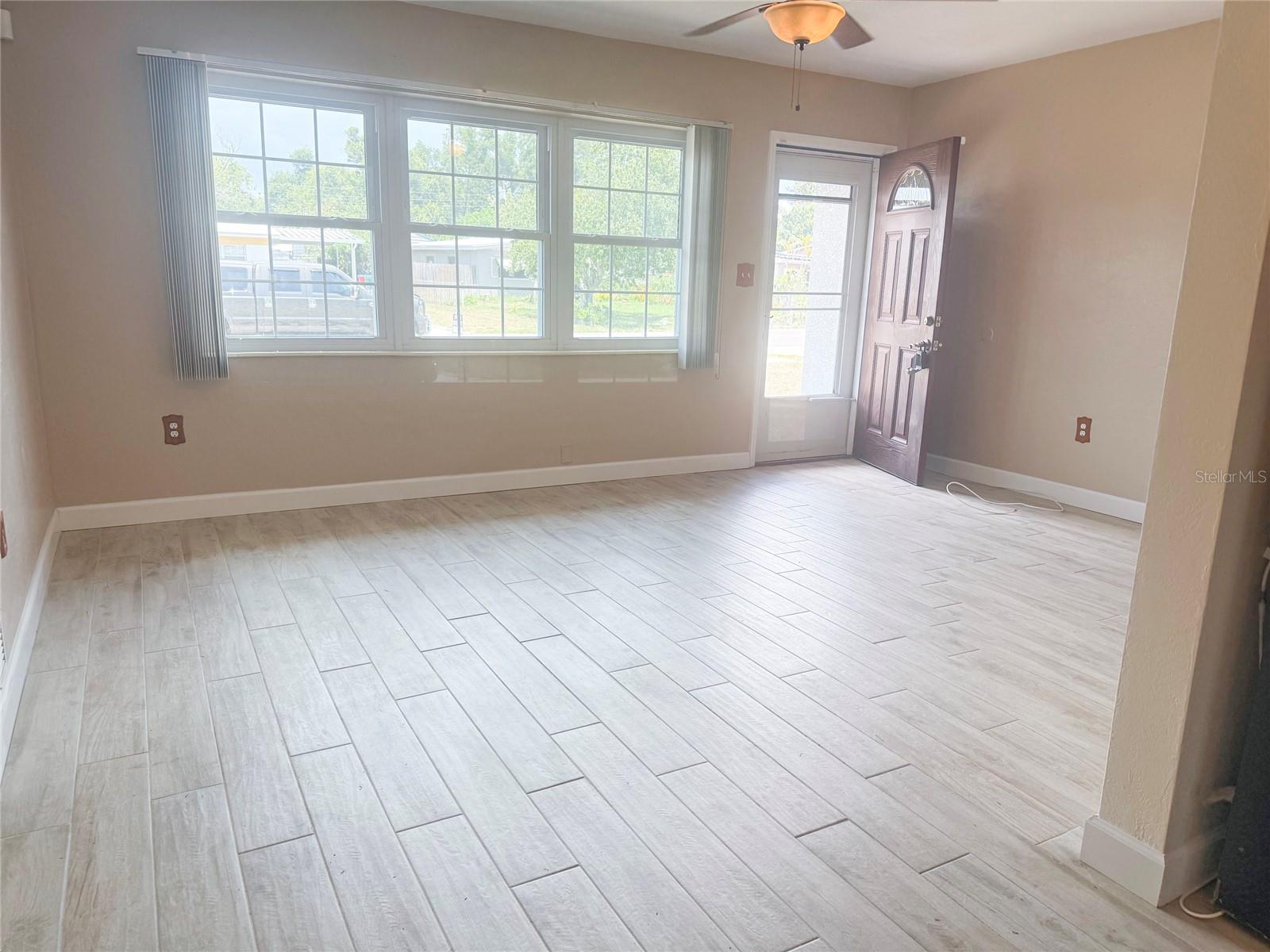 CROSS BAYOU ESTATES 2ND ADD - Residential Lease