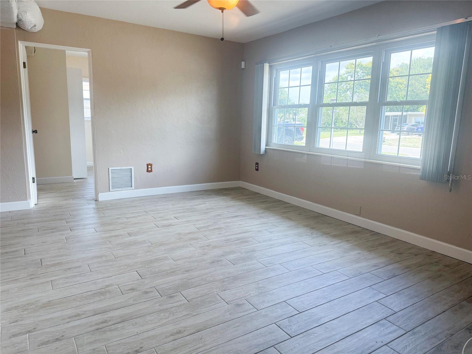 CROSS BAYOU ESTATES 2ND ADD - Residential Lease
