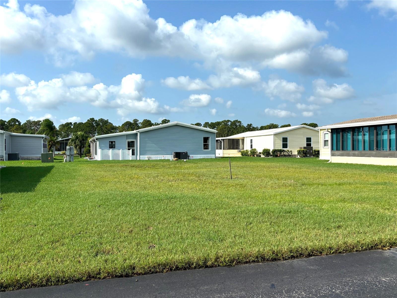 LA CASA MHP CO-OP - Land
