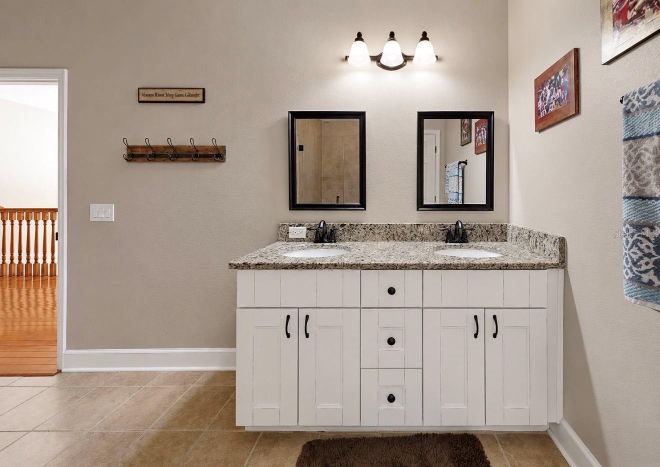 LITHIA ESTATES - Residential