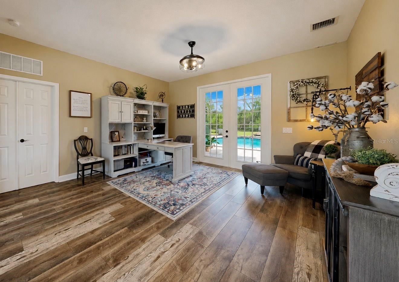 LITHIA ESTATES - Residential