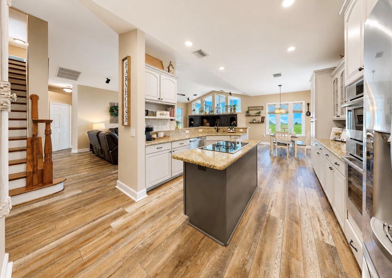 LITHIA ESTATES - Residential