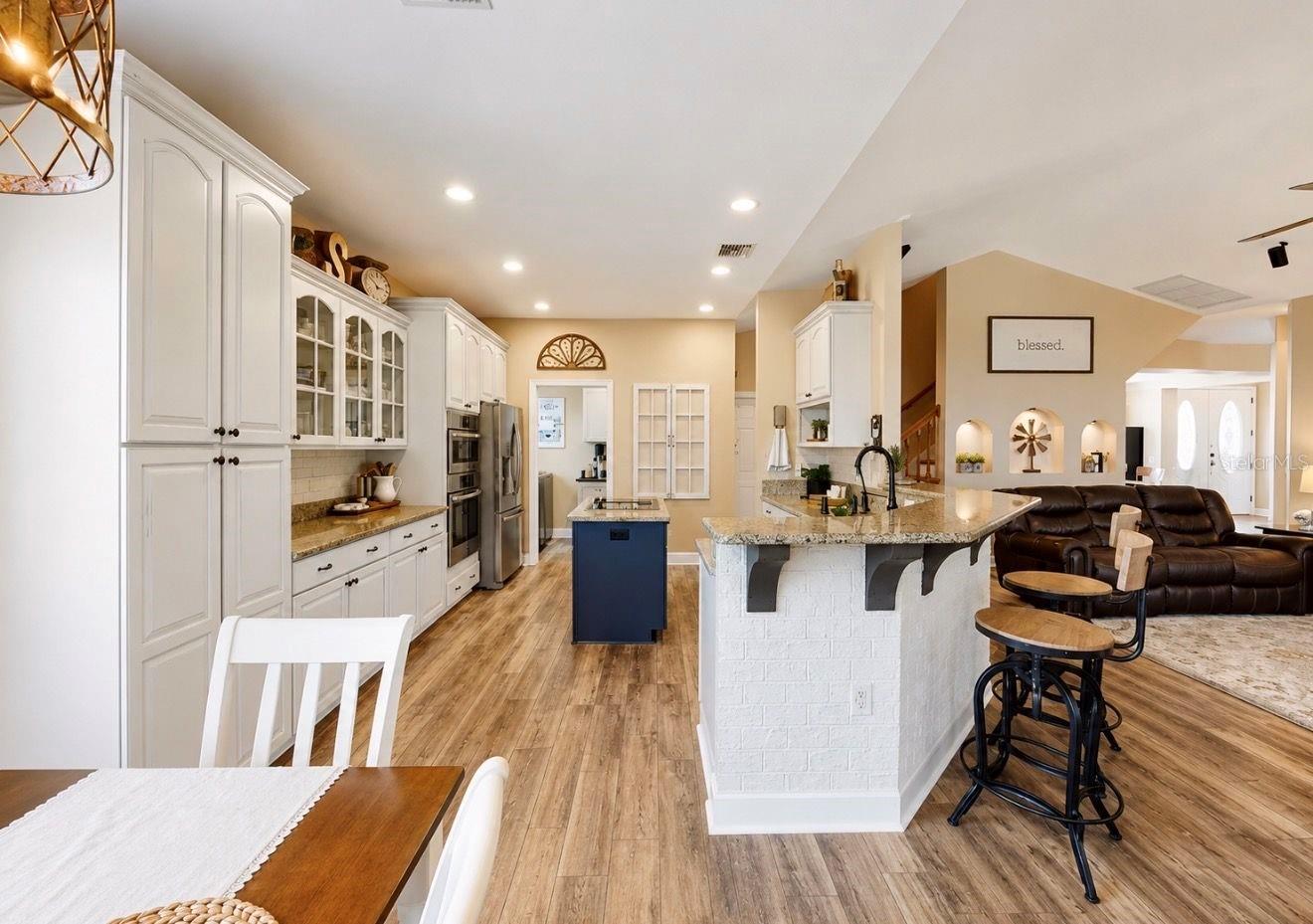 LITHIA ESTATES - Residential
