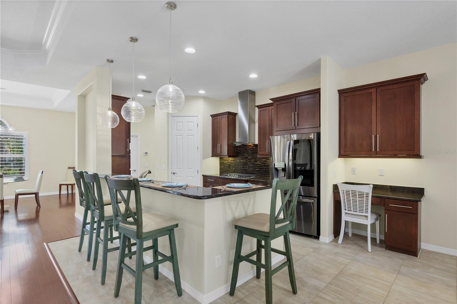 HAROURWALK AT THE INLETS - Residential