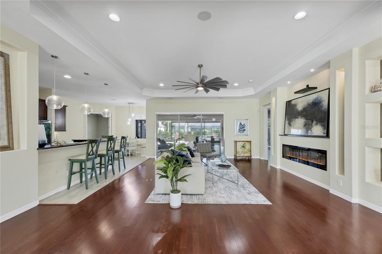 HAROURWALK AT THE INLETS - Residential
