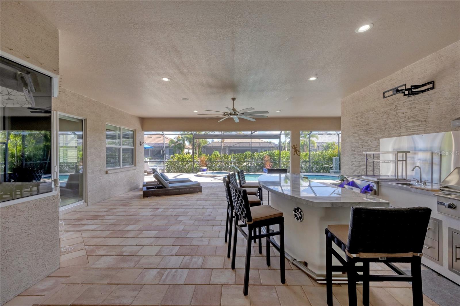 HAROURWALK AT THE INLETS - Residential