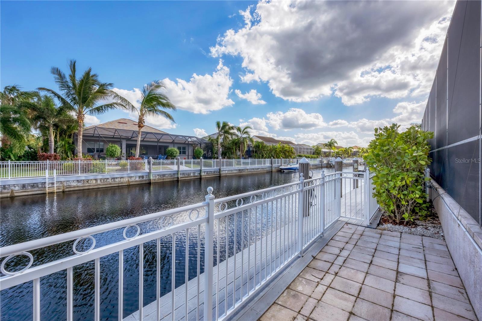 HAROURWALK AT THE INLETS - Residential
