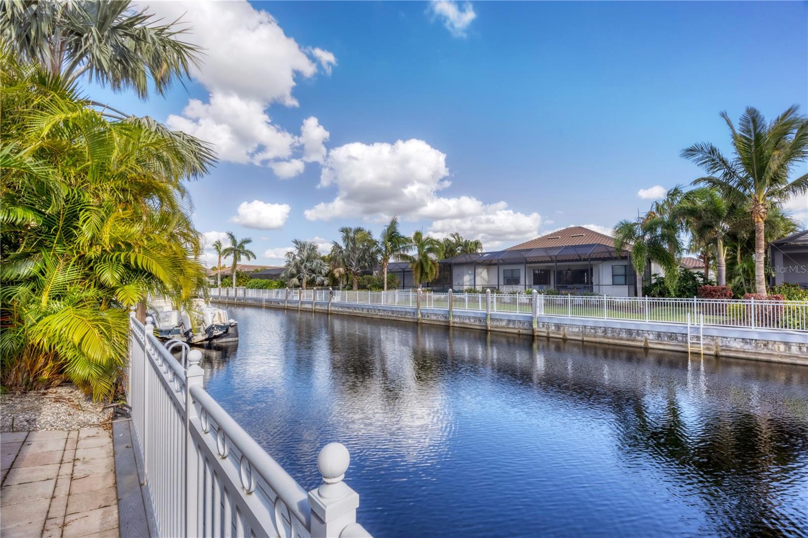 HAROURWALK AT THE INLETS - Residential