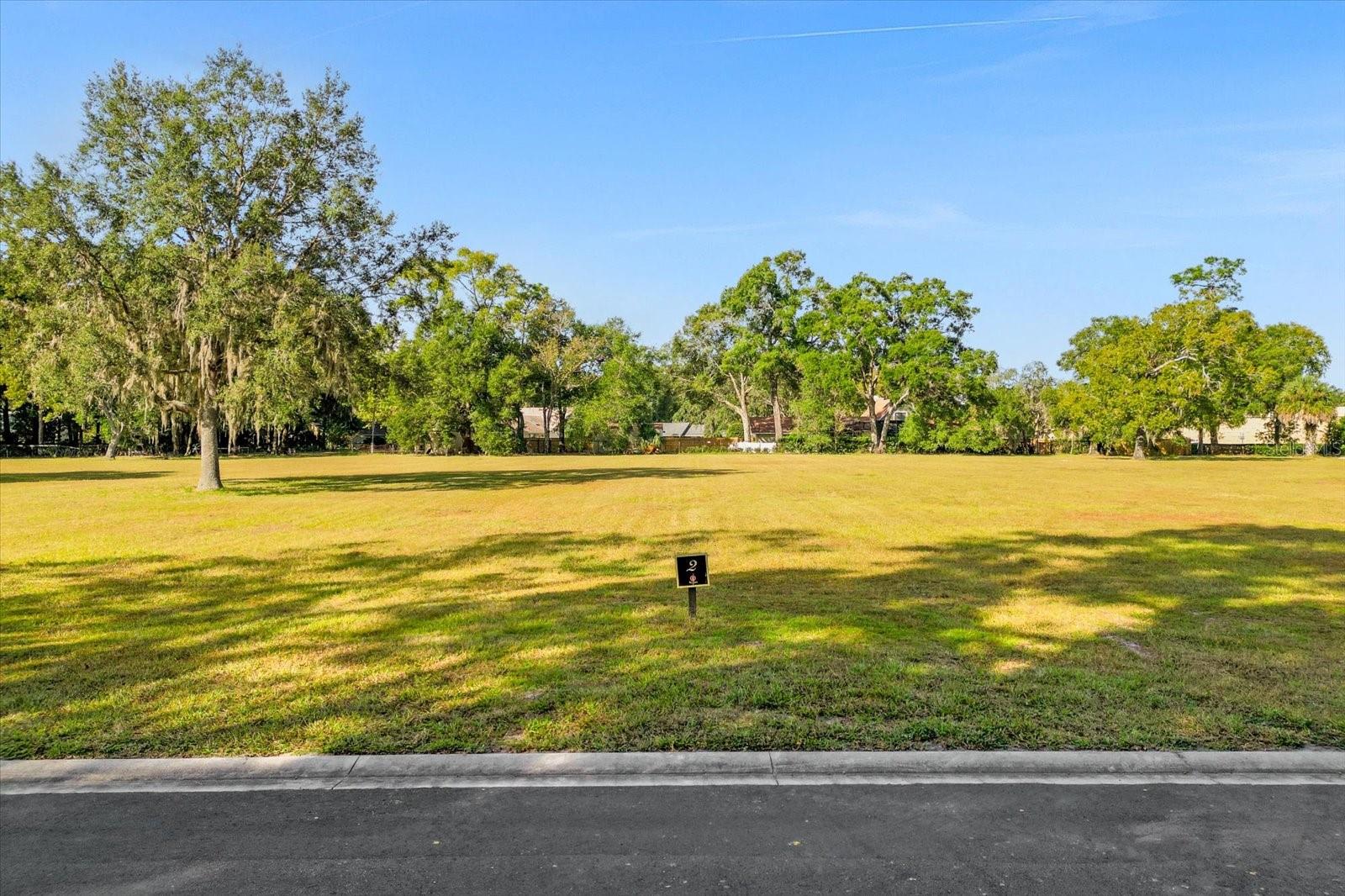 SAVTA RESERVE - Land