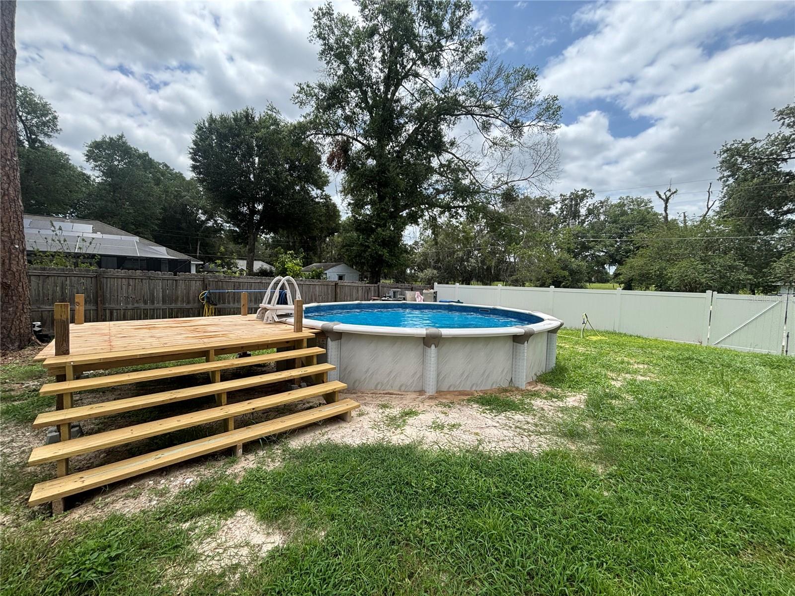PEPPERTREE VILLAGE - Residential