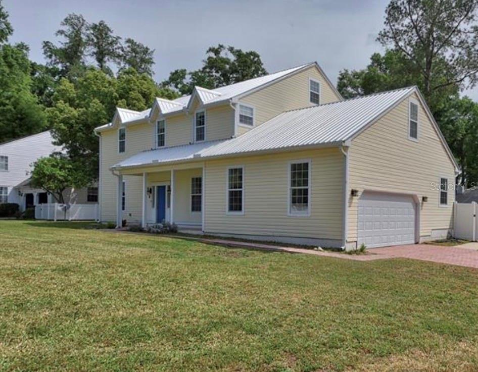 PEPPERTREE VILLAGE - Residential