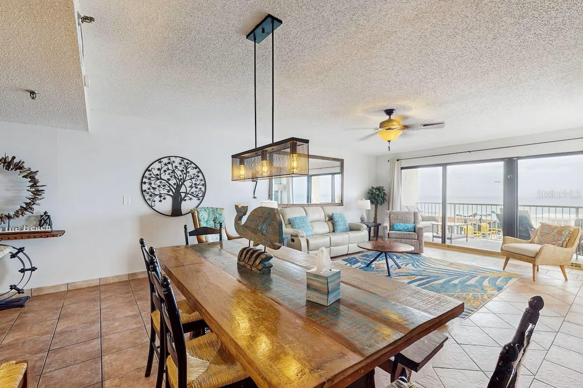POINTE CONDO THE - Residential