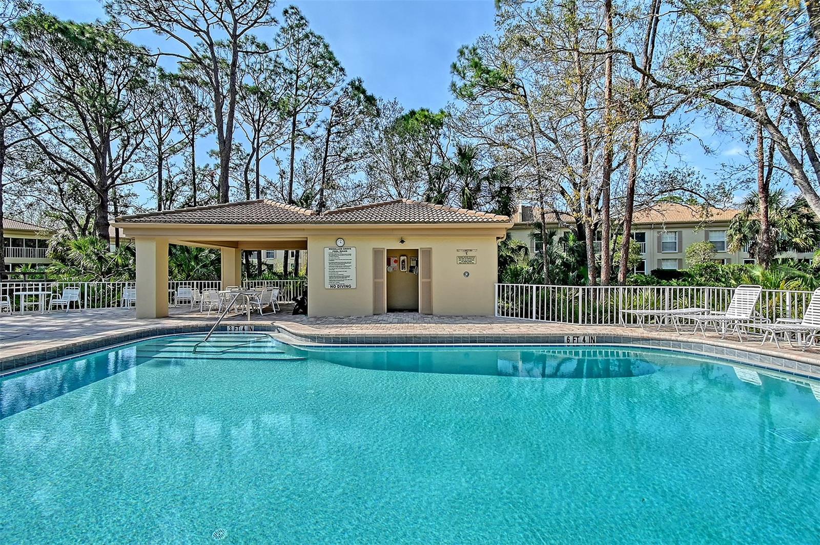 WOODLAND GROVE - THE MEADOWS - Residential