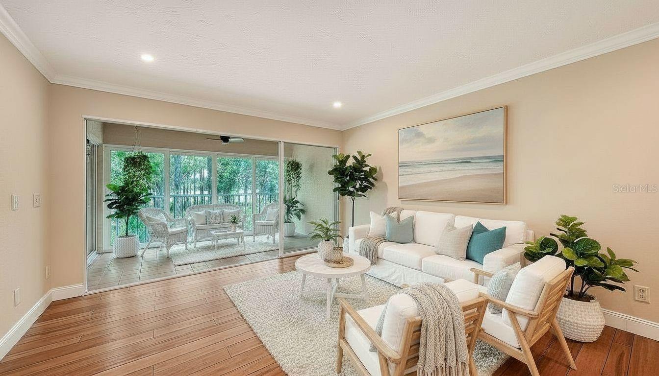 WOODLAND GROVE - THE MEADOWS - Residential