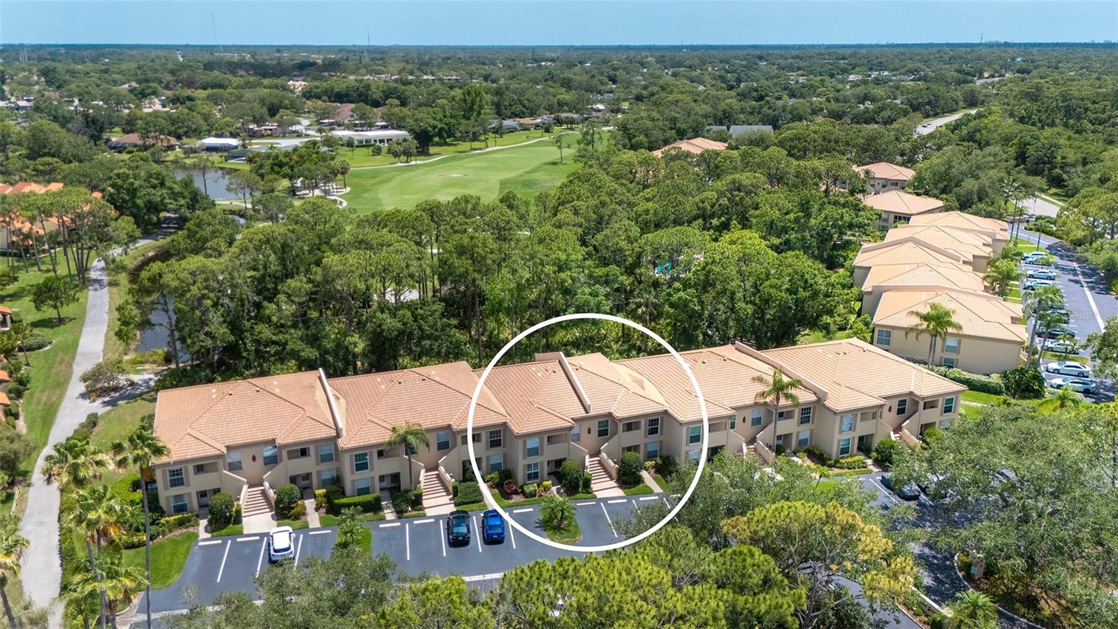 WOODLAND GROVE - THE MEADOWS - Residential