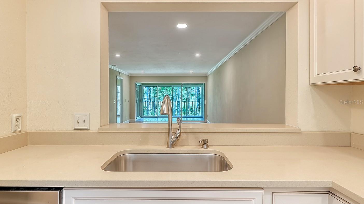 WOODLAND GROVE - THE MEADOWS - Residential