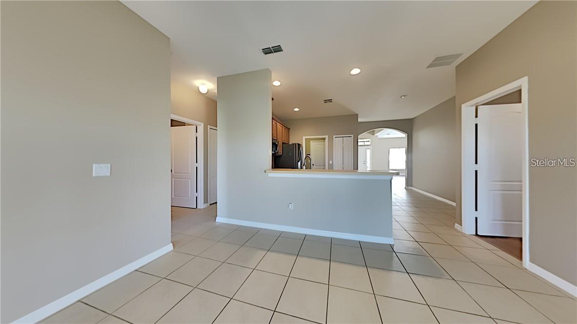 ESTANCIA - Residential Lease