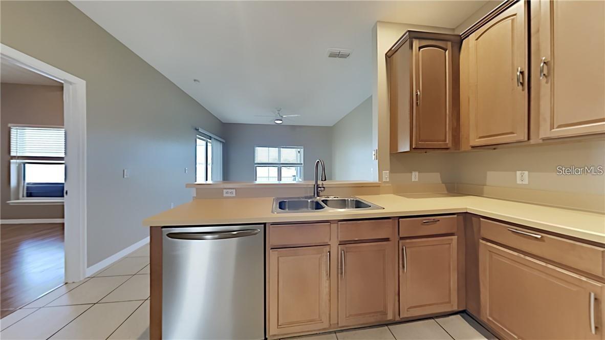 ESTANCIA - Residential Lease