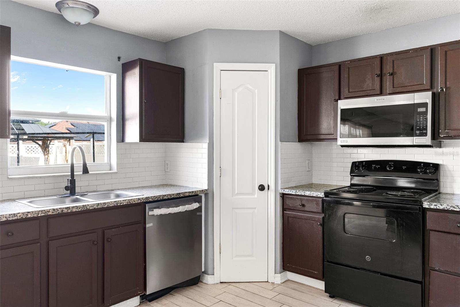 HOLLY HILL ESTATES - Residential