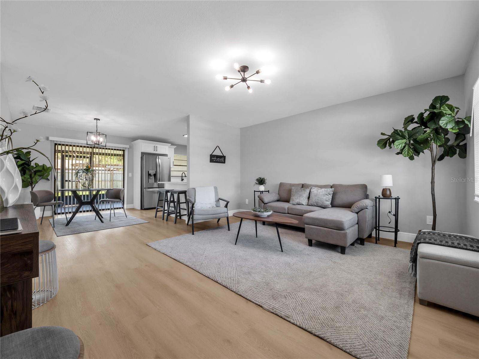 PRESIDENTIAL MANOR UNIT 2B - Residential