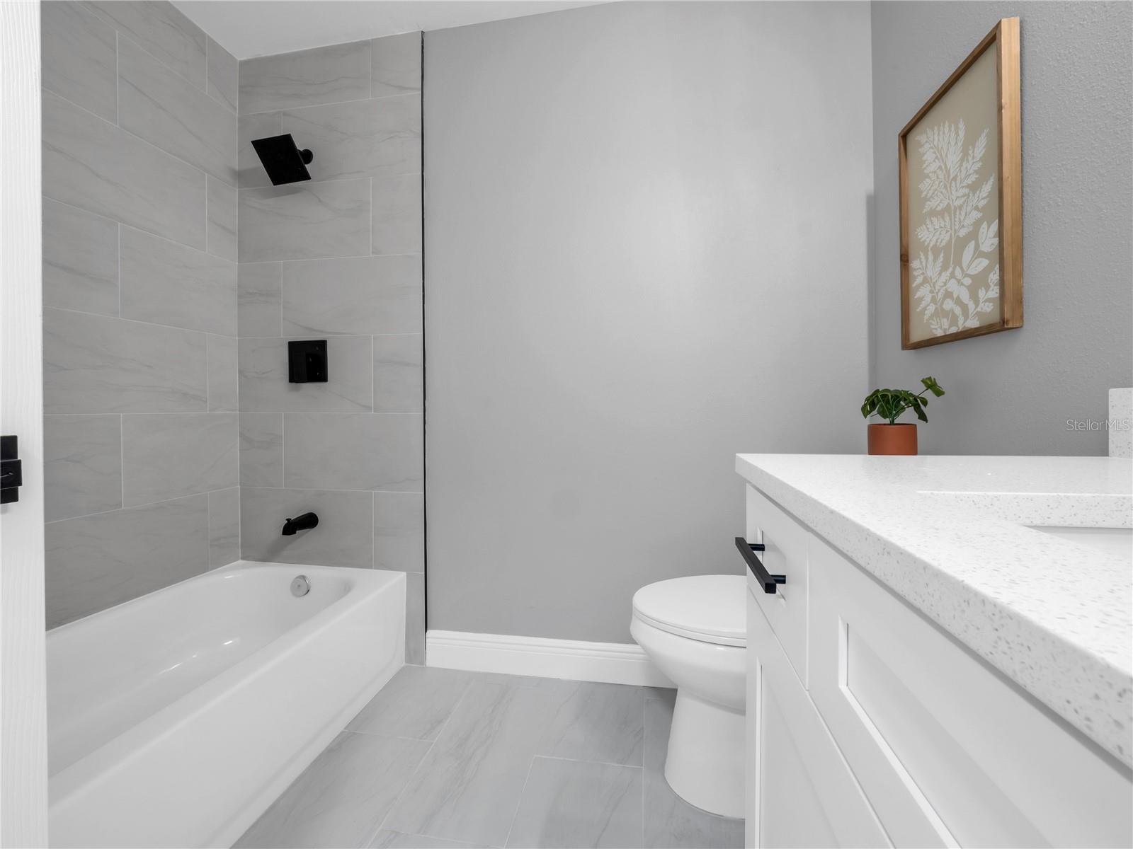 PRESIDENTIAL MANOR UNIT 2B - Residential