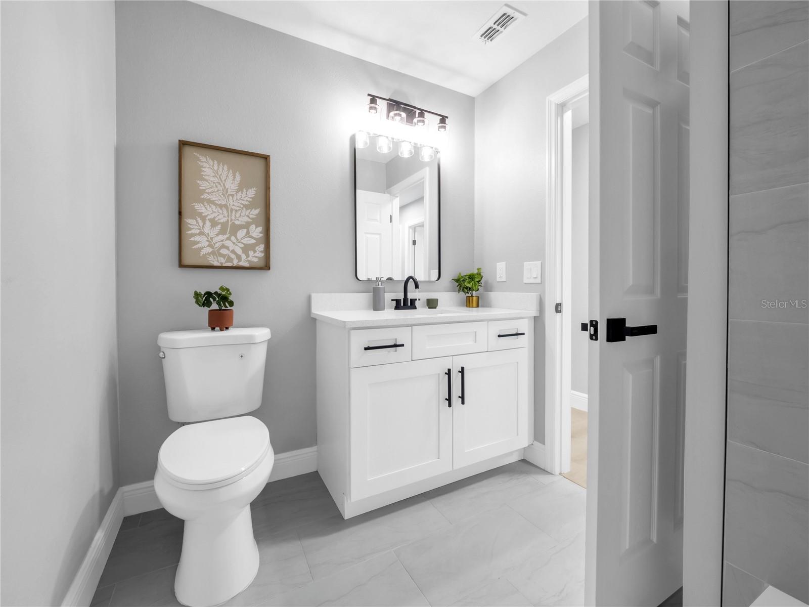 PRESIDENTIAL MANOR UNIT 2B - Residential