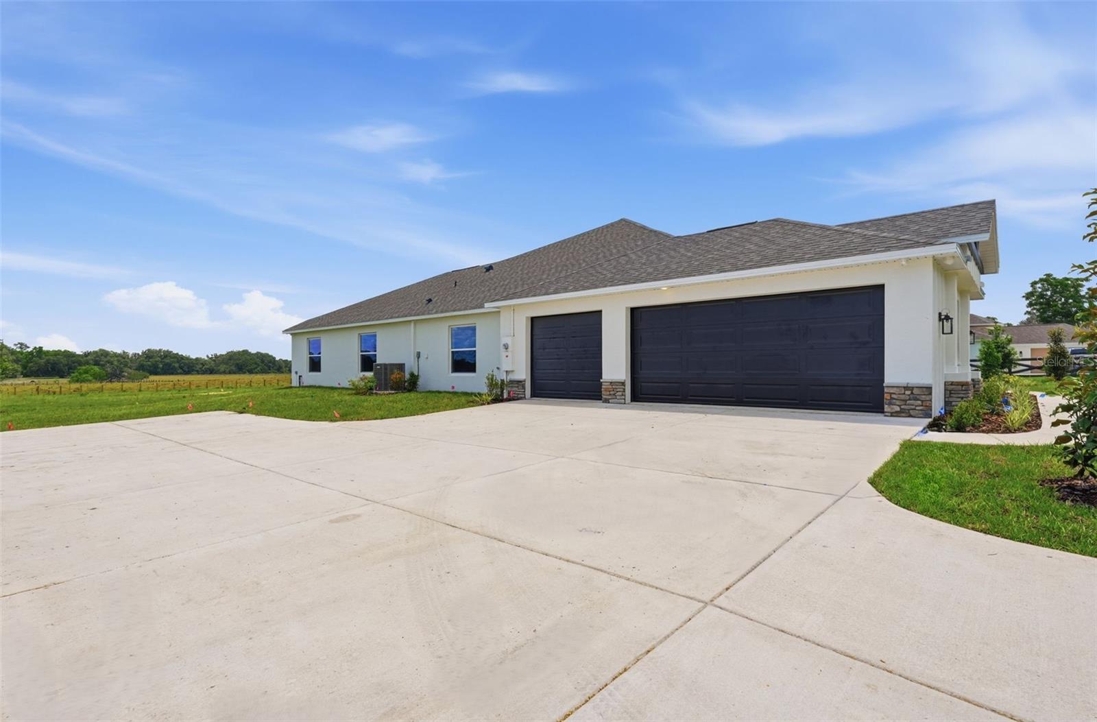 GARDEN GROVE - Residential