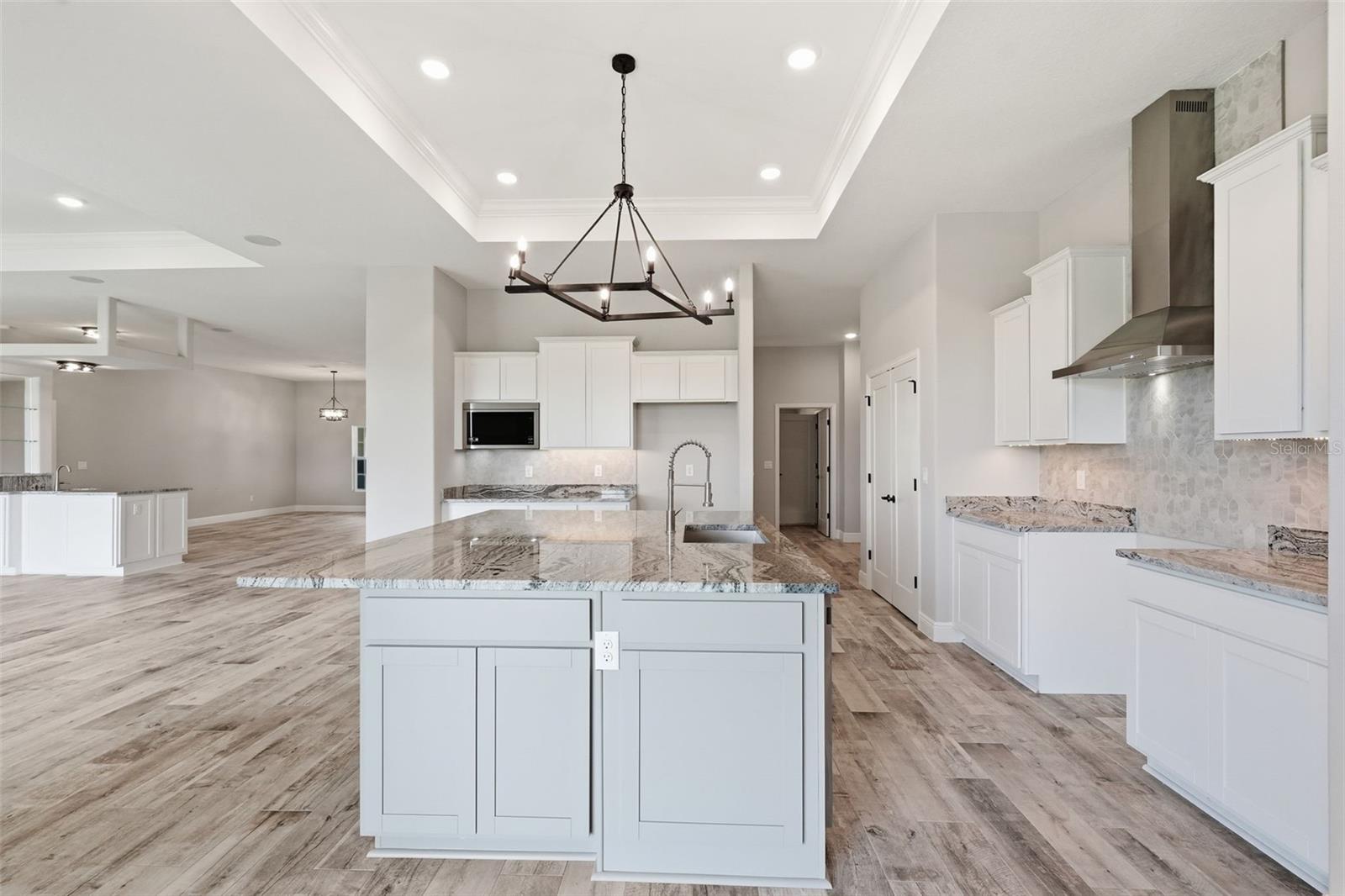 GARDEN GROVE - Residential
