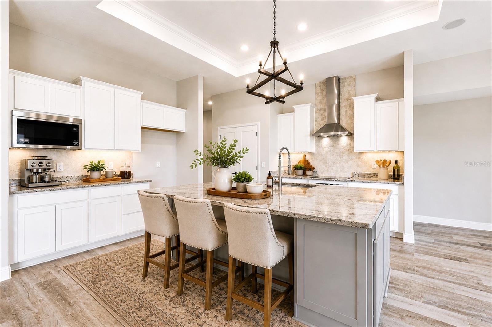 GARDEN GROVE - Residential