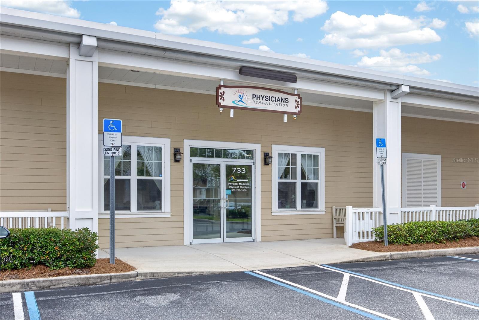 LADY LAKE SUMMIT MEDICAL PARK - Commercial Sale