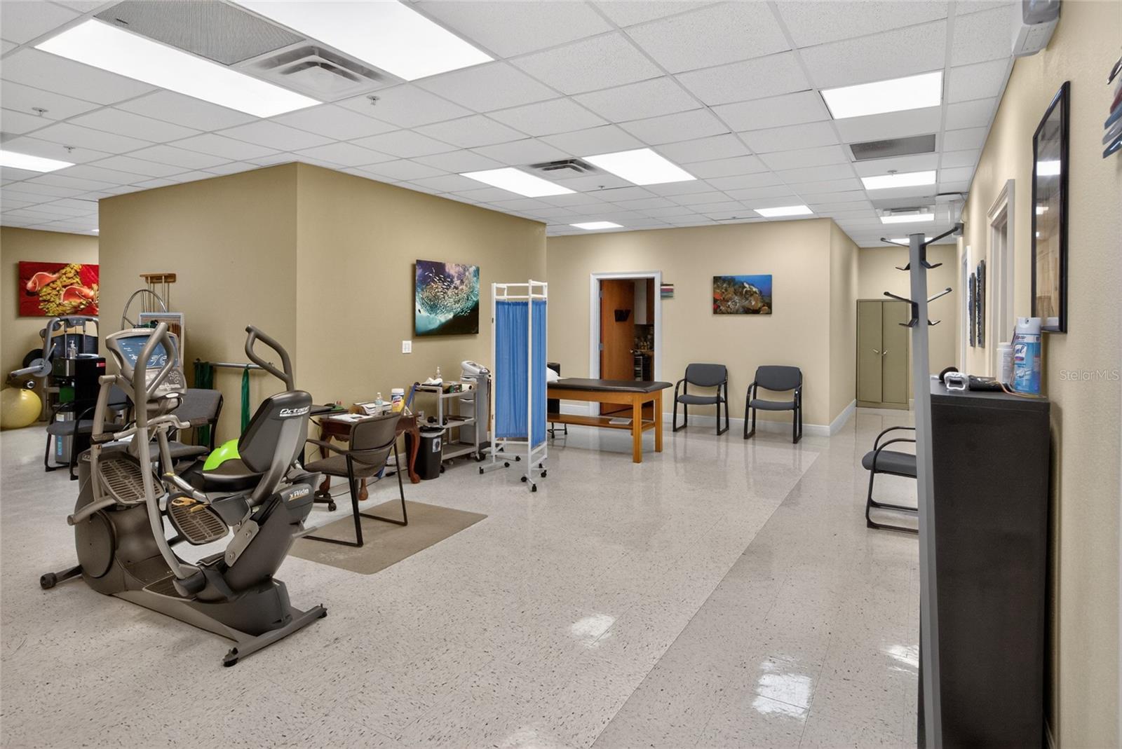 LADY LAKE SUMMIT MEDICAL PARK - Commercial Sale