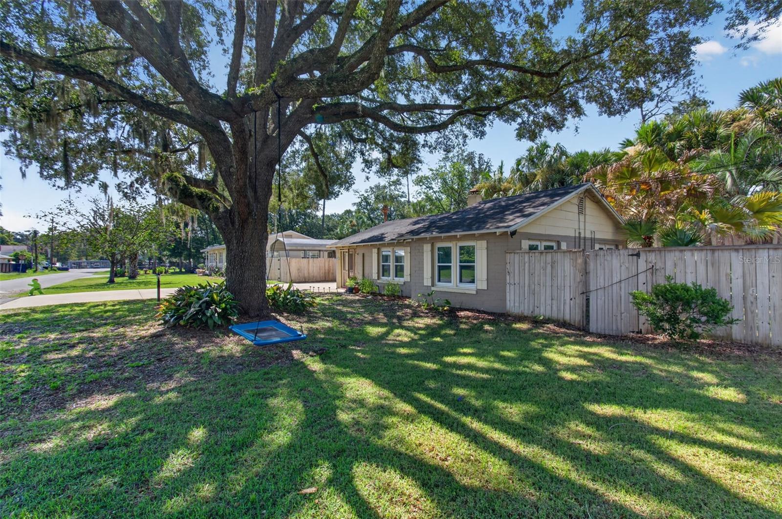 GAINESVILLE TOWN OF PINE PARK - Residential