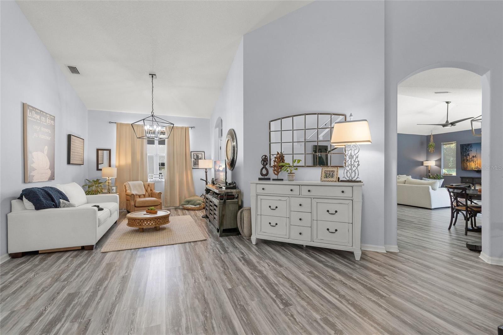 TAILFEATHER WAY AT TARA - Residential