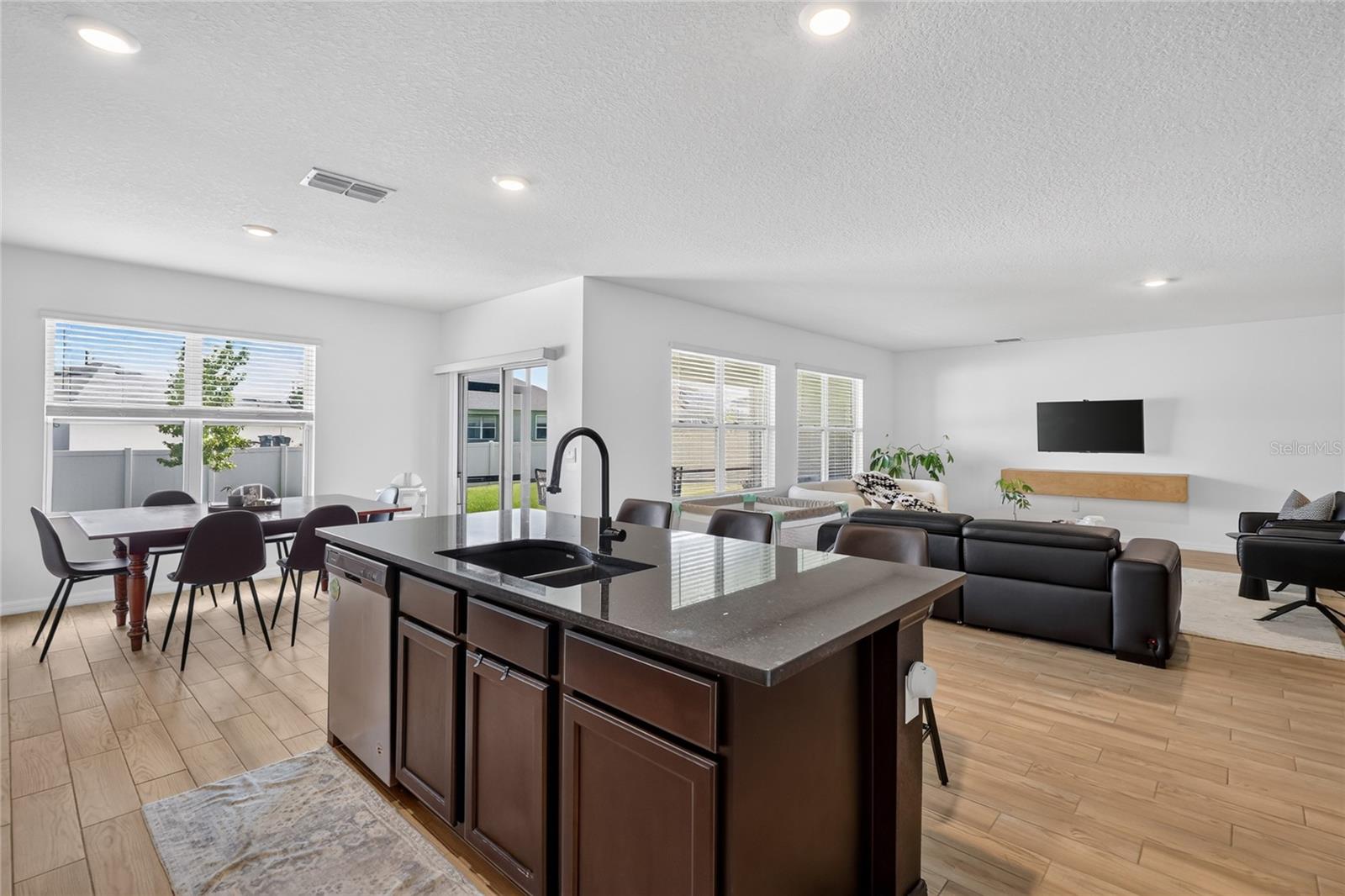 AUBURN GROVE PH 1 - Residential