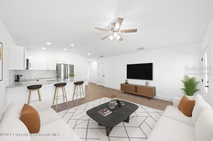 ROYAL HIGHLANDS UNIT 7 - Residential