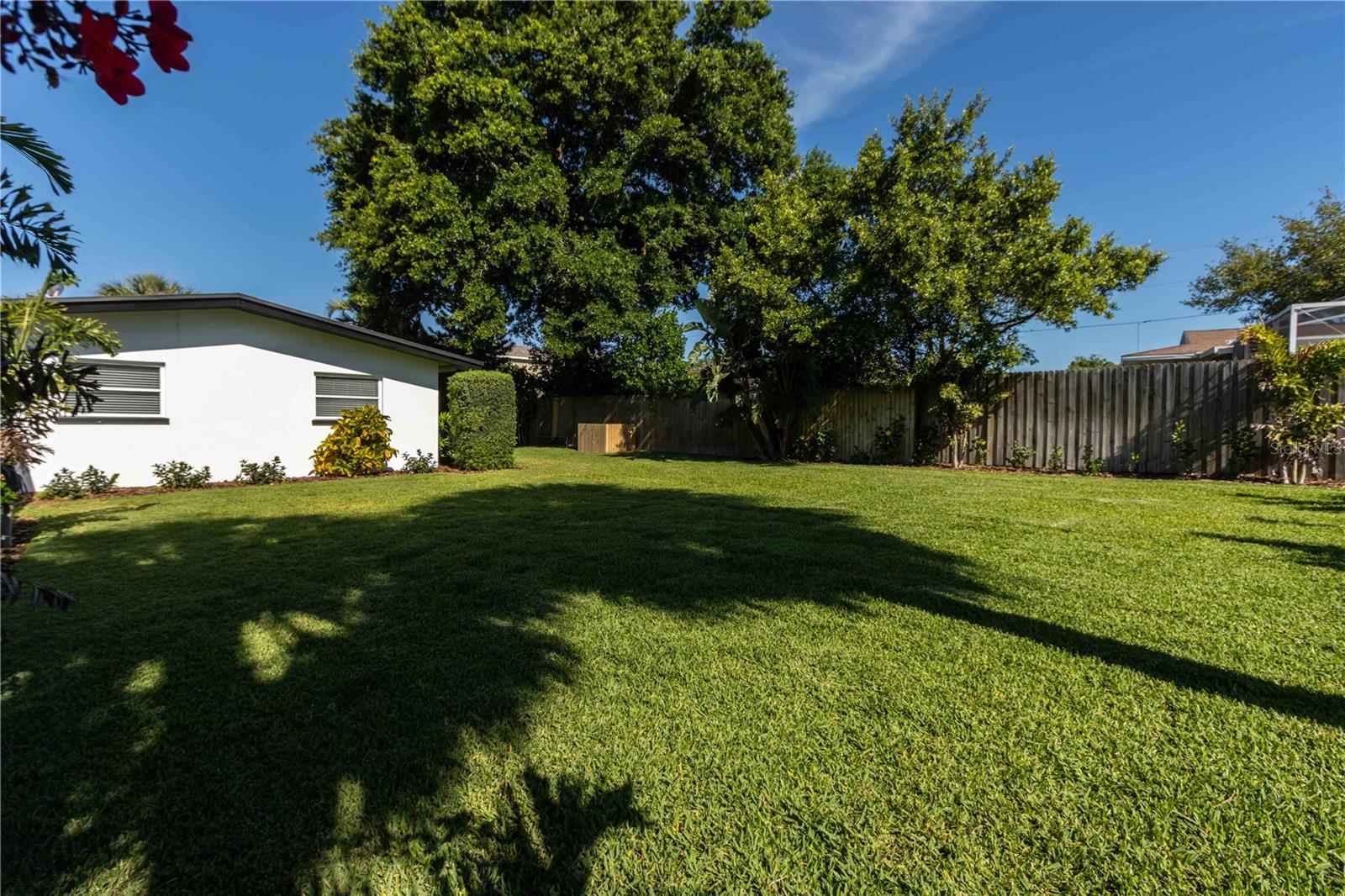HARBOR HILLS 1ST ADD - Residential Lease