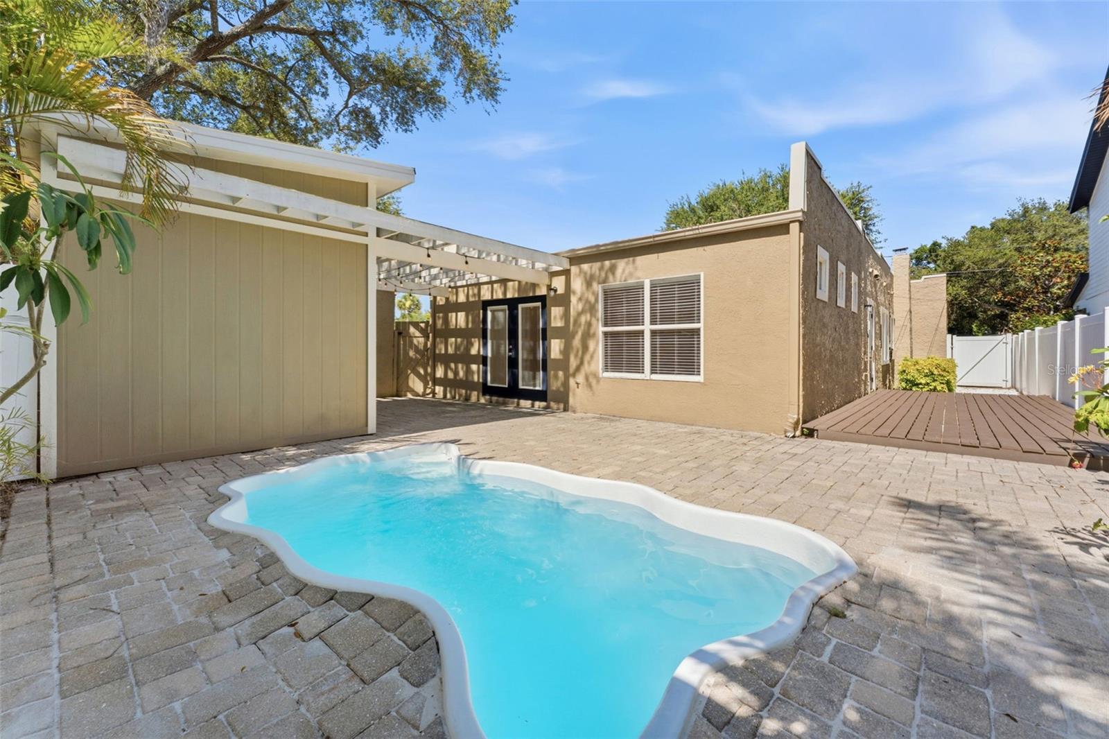 HOLDENS SIMMS RESUB OF - Residential