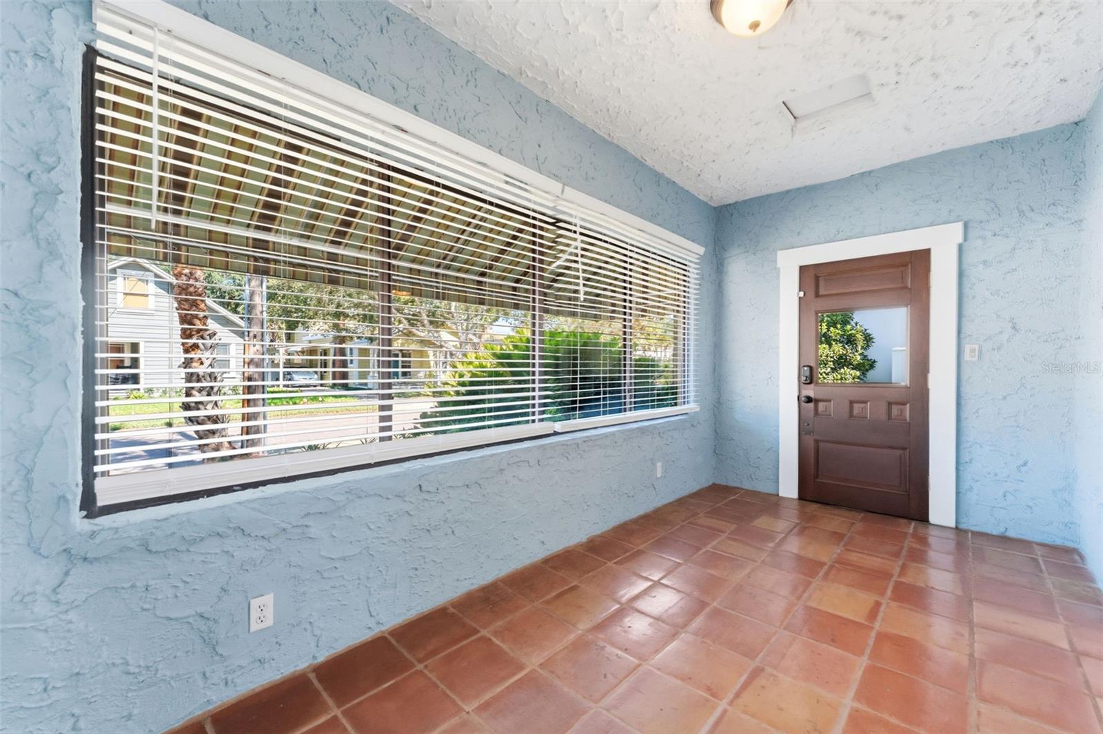 HOLDENS SIMMS RESUB OF - Residential