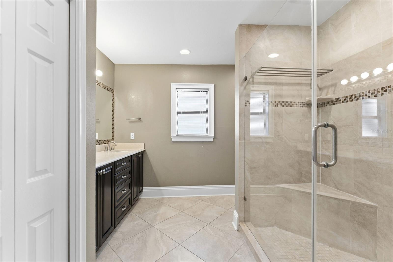 HOLDENS SIMMS RESUB OF - Residential