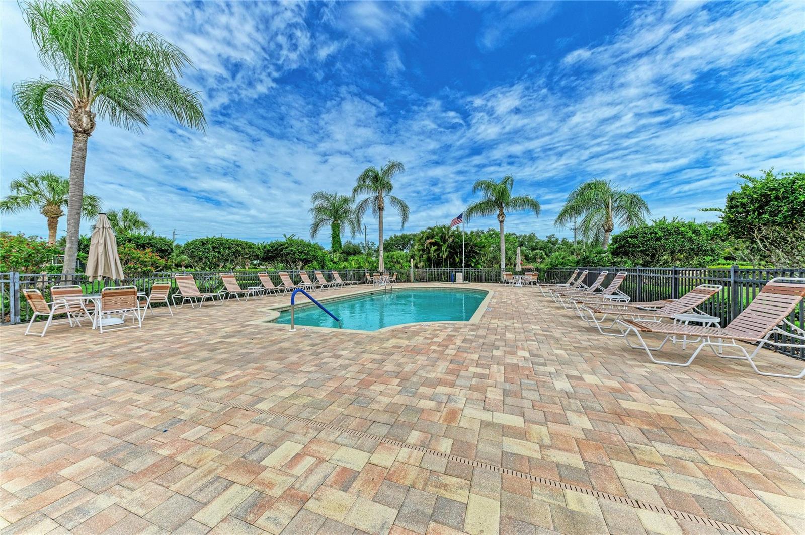 MIRA LAGO AT PALMER RANCH PH 3 - Residential