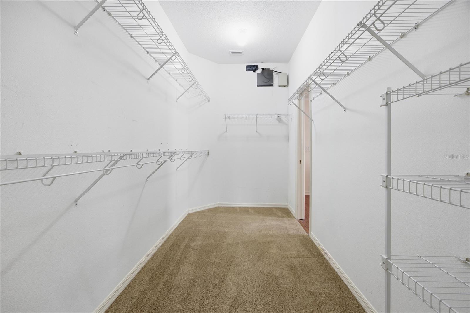 ROYAL HIGHLANDS PH 02-A LT 1173 ORB 2040 - Residential