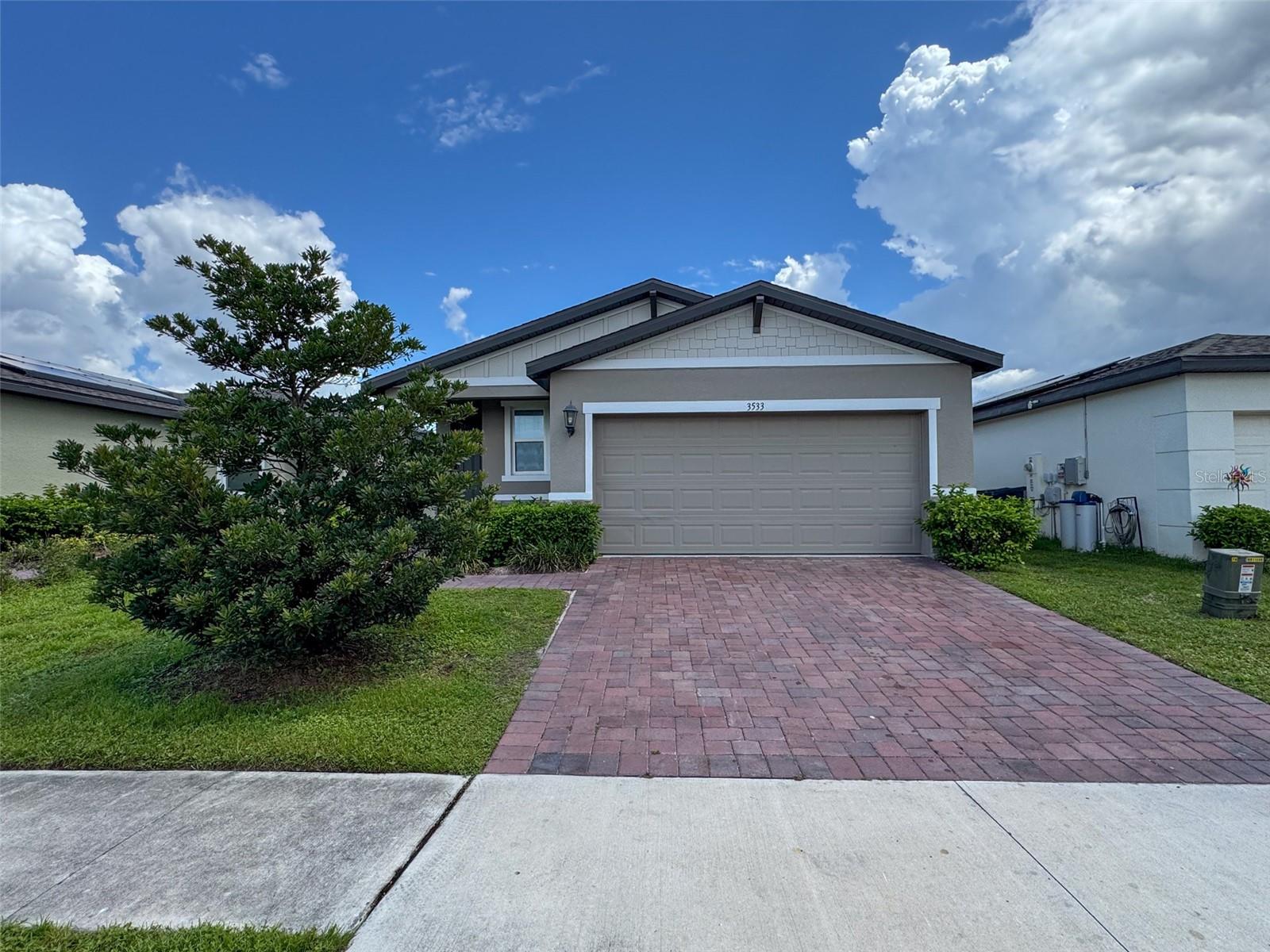 LAKE DEER ESTATES - Residential Lease
