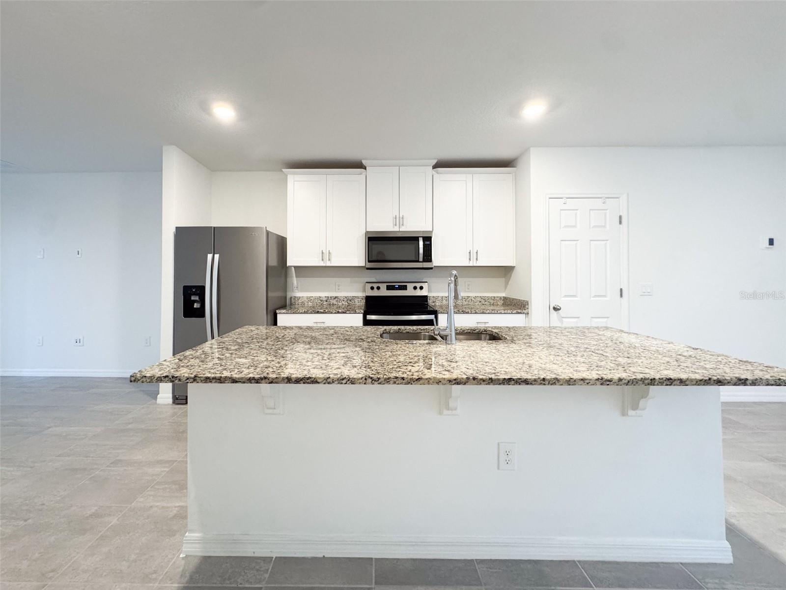LAKE DEER ESTATES - Residential Lease