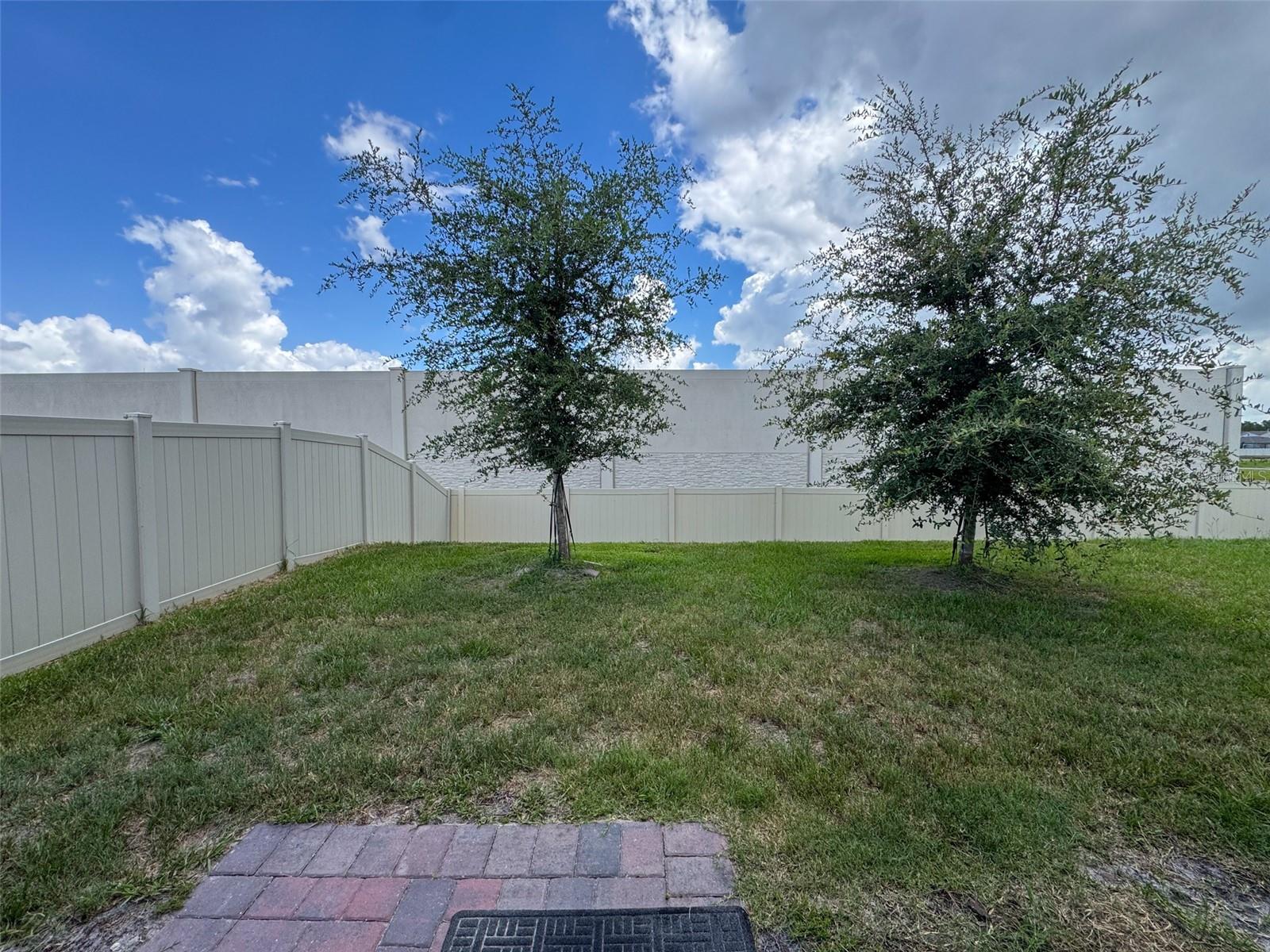 LAKE DEER ESTATES - Residential Lease