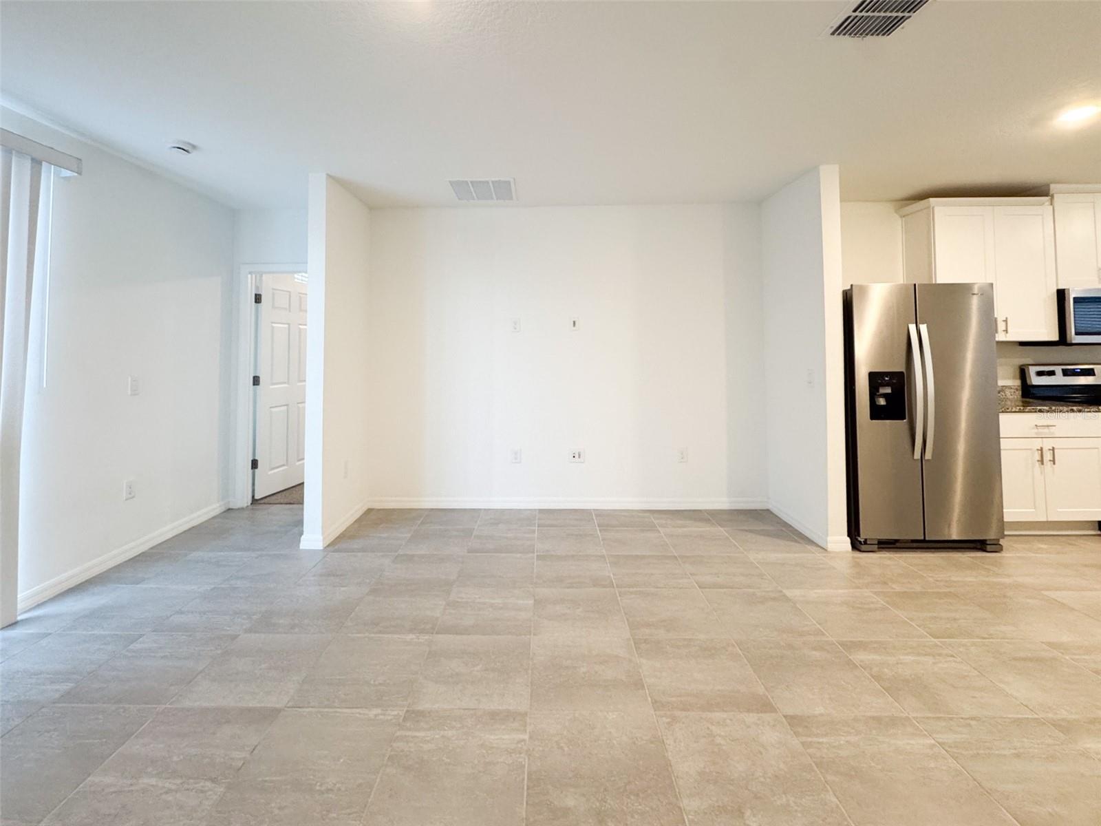 LAKE DEER ESTATES - Residential Lease