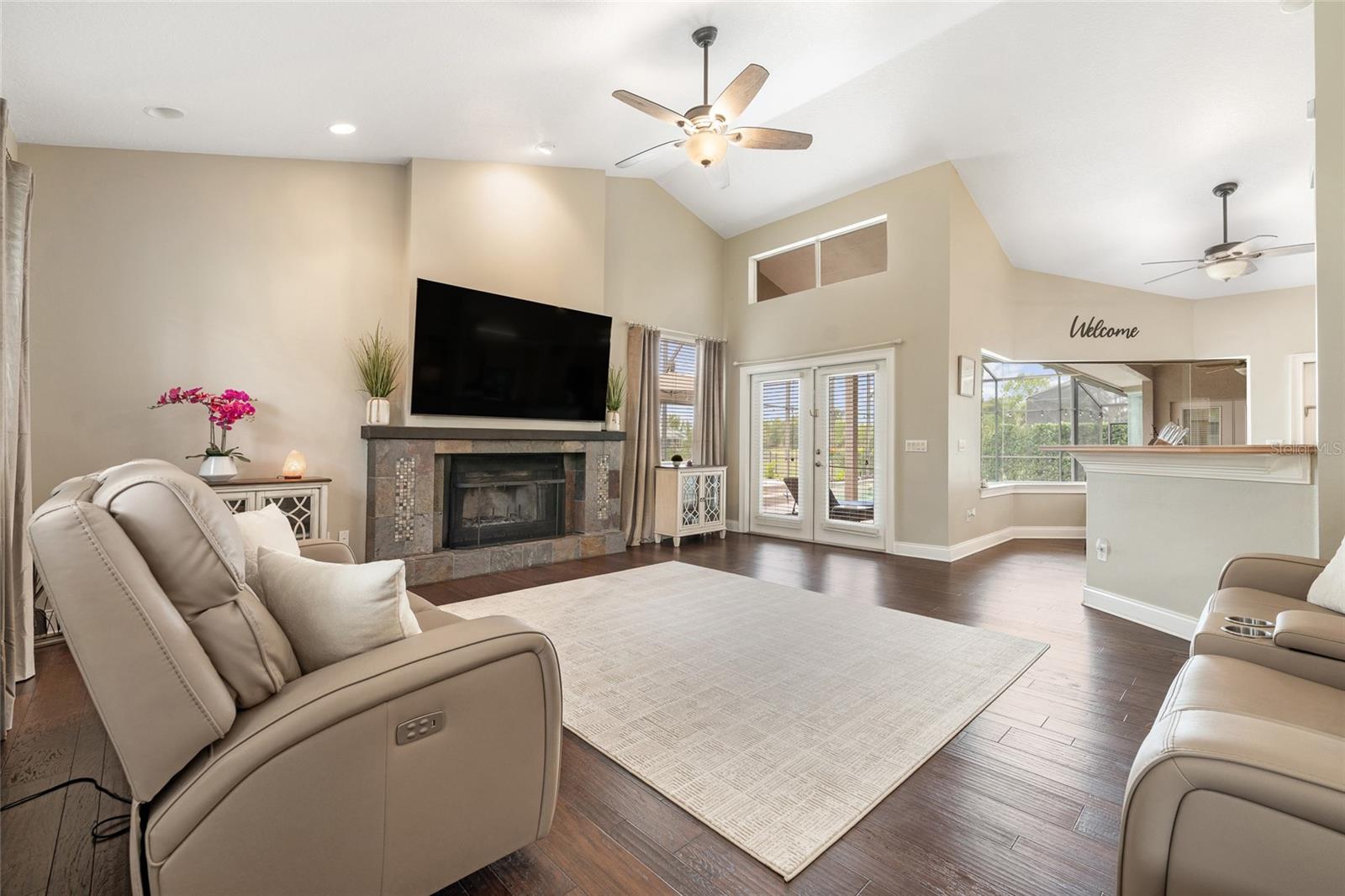 TOREY PINES - Residential