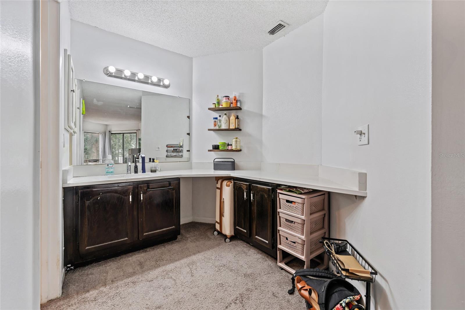 LEMON TREE CONDO SEC 01 - Residential